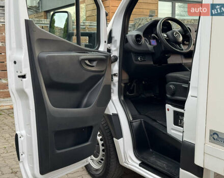 Белый Мерседес Sprinter, объемом двигателя 2.2 л и пробегом 254 тыс. км за 24500 $, фото 75 на Automoto.ua