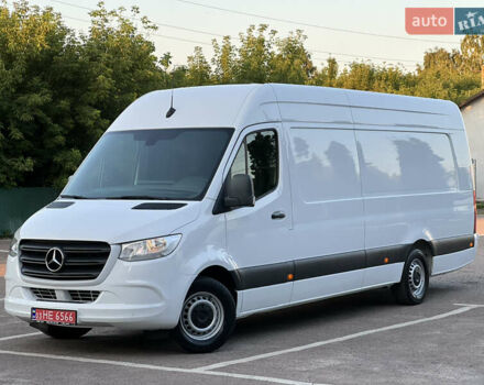 Белый Мерседес Sprinter, объемом двигателя 2.2 л и пробегом 267 тыс. км за 26500 $, фото 4 на Automoto.ua