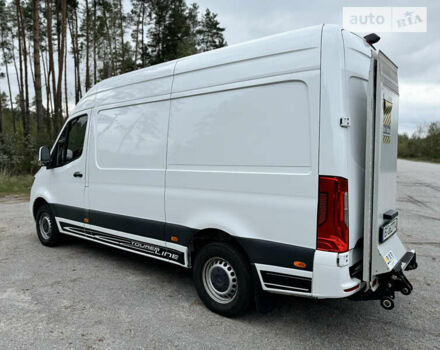 Белый Мерседес Sprinter, объемом двигателя 2.14 л и пробегом 230 тыс. км за 26900 $, фото 6 на Automoto.ua