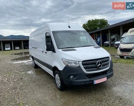 Белый Мерседес Sprinter, объемом двигателя 2.2 л и пробегом 148 тыс. км за 23999 $, фото 2 на Automoto.ua