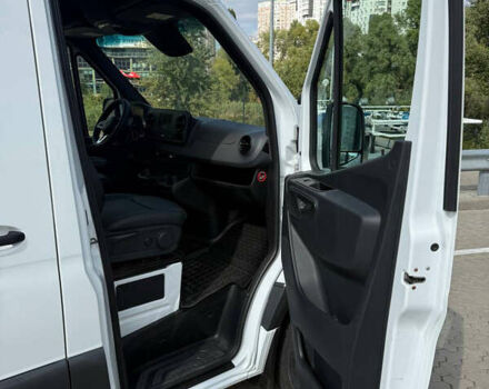 Белый Мерседес Sprinter, объемом двигателя 3 л и пробегом 69 тыс. км за 46999 $, фото 15 на Automoto.ua