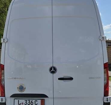 Білий Мерседес Sprinter, об'ємом двигуна 0 л та пробігом 207 тис. км за 25399 $, фото 11 на Automoto.ua