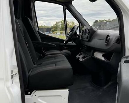 Белый Мерседес Sprinter, объемом двигателя 2.14 л и пробегом 352 тыс. км за 27800 $, фото 7 на Automoto.ua