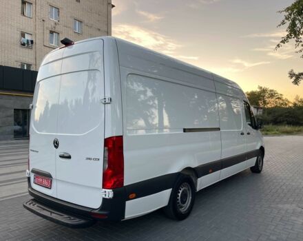 Белый Мерседес Sprinter, объемом двигателя 2.2 л и пробегом 337 тыс. км за 24800 $, фото 2 на Automoto.ua