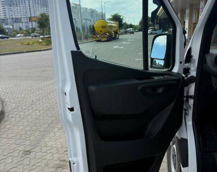 Белый Мерседес Sprinter, объемом двигателя 3 л и пробегом 69 тыс. км за 46999 $, фото 9 на Automoto.ua