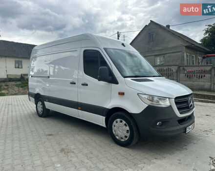 Белый Мерседес Sprinter, объемом двигателя 2.14 л и пробегом 290 тыс. км за 23070 $, фото 2 на Automoto.ua