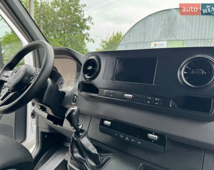 Белый Мерседес Sprinter, объемом двигателя 2.14 л и пробегом 276 тыс. км за 26700 $, фото 32 на Automoto.ua