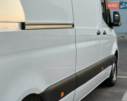 Белый Мерседес Sprinter, объемом двигателя 2.2 л и пробегом 267 тыс. км за 26500 $, фото 79 на Automoto.ua