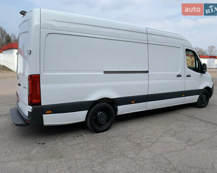 Белый Мерседес Sprinter, объемом двигателя 2 л и пробегом 246 тыс. км за 29300 $, фото 5 на Automoto.ua