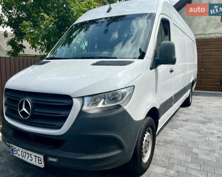 Белый Мерседес Sprinter, объемом двигателя 2.14 л и пробегом 575 тыс. км за 27500 $, фото 2 на Automoto.ua