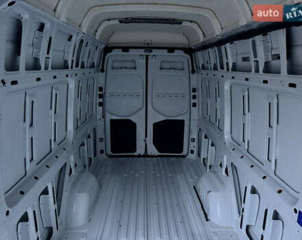 Белый Мерседес Sprinter, объемом двигателя 2.1 л и пробегом 366 тыс. км за 27800 $, фото 34 на Automoto.ua