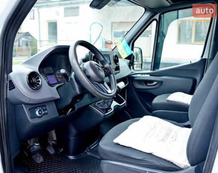 Белый Мерседес Sprinter, объемом двигателя 2.1 л и пробегом 144 тыс. км за 28500 $, фото 13 на Automoto.ua