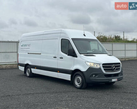 Белый Мерседес Sprinter, объемом двигателя 2.14 л и пробегом 433 тыс. км за 27900 $, фото 2 на Automoto.ua
