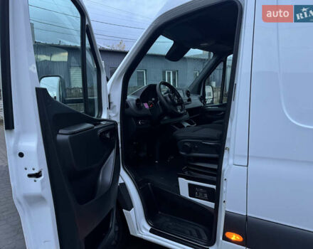 Белый Мерседес Sprinter, объемом двигателя 2.1 л и пробегом 366 тыс. км за 27800 $, фото 19 на Automoto.ua