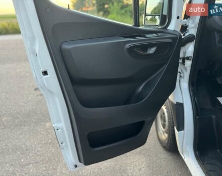Белый Мерседес Sprinter, объемом двигателя 2.2 л и пробегом 267 тыс. км за 28900 $, фото 21 на Automoto.ua