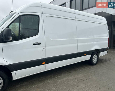 Білий Мерседес Sprinter, об'ємом двигуна 1.95 л та пробігом 242 тис. км за 27600 $, фото 1 на Automoto.ua