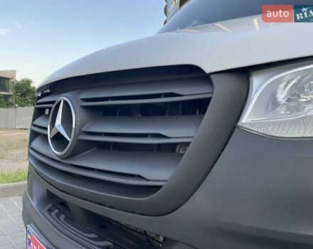 Белый Мерседес Sprinter, объемом двигателя 2.2 л и пробегом 267 тыс. км за 20999 $, фото 19 на Automoto.ua