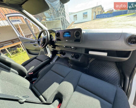 Білий Мерседес Sprinter, об'ємом двигуна 2.14 л та пробігом 399 тис. км за 23850 $, фото 55 на Automoto.ua
