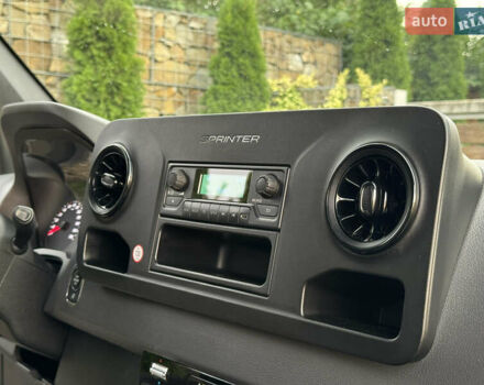 Белый Мерседес Sprinter, объемом двигателя 2.2 л и пробегом 254 тыс. км за 24500 $, фото 110 на Automoto.ua