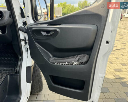 Белый Мерседес Sprinter, объемом двигателя 2.2 л и пробегом 236 тыс. км за 22750 $, фото 42 на Automoto.ua