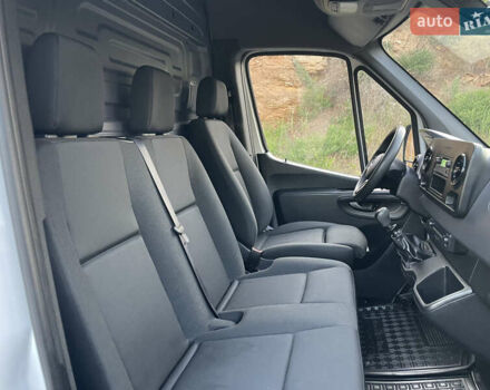 Белый Мерседес Sprinter, объемом двигателя 2.2 л и пробегом 267 тыс. км за 20999 $, фото 47 на Automoto.ua