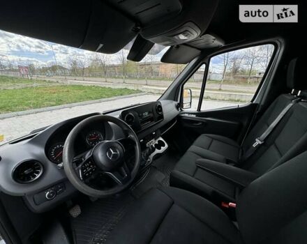 Белый Мерседес Sprinter, объемом двигателя 3 л и пробегом 260 тыс. км за 34850 $, фото 12 на Automoto.ua