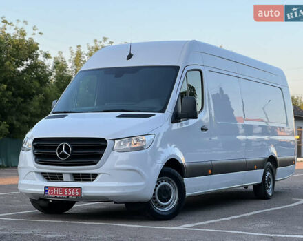 Белый Мерседес Sprinter, объемом двигателя 2.2 л и пробегом 267 тыс. км за 26500 $, фото 7 на Automoto.ua