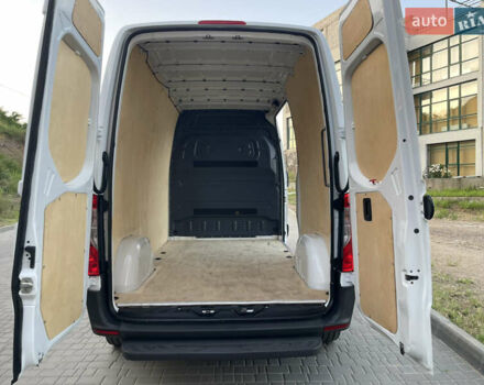 Белый Мерседес Sprinter, объемом двигателя 2.2 л и пробегом 267 тыс. км за 20999 $, фото 64 на Automoto.ua