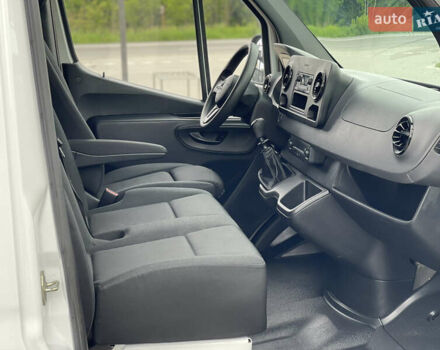 Білий Мерседес Sprinter, об'ємом двигуна 2.2 л та пробігом 188 тис. км за 21500 $, фото 19 на Automoto.ua