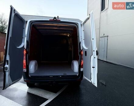 Мерседес Sprinter 2020 в Киеве на Automoto.ua Белый Мерседес Sprinter, объемом двигателя 2.2 л и пробегом 288 тыс. км за 23850 $, фото 46 на Automoto.ua