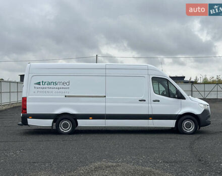 Белый Мерседес Sprinter, объемом двигателя 2.14 л и пробегом 433 тыс. км за 27900 $, фото 6 на Automoto.ua