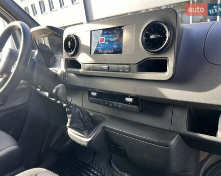 Белый Мерседес Sprinter, объемом двигателя 2.14 л и пробегом 228 тыс. км за 23999 $, фото 17 на Automoto.ua
