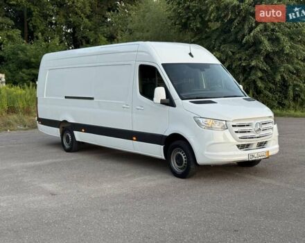 Белый Мерседес Sprinter, объемом двигателя 2.2 л и пробегом 267 тыс. км за 28900 $, фото 1 на Automoto.ua