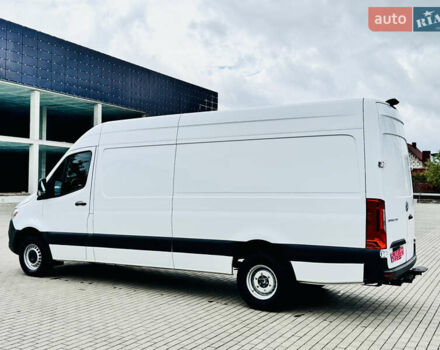 Белый Мерседес Sprinter, объемом двигателя 3 л и пробегом 280 тыс. км за 36700 $, фото 8 на Automoto.ua
