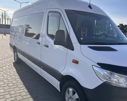 Белый Мерседес Sprinter, объемом двигателя 2.14 л и пробегом 204 тыс. км за 29900 $, фото 3 на Automoto.ua