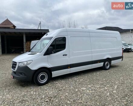 Белый Мерседес Sprinter, объемом двигателя 0 л и пробегом 198 тыс. км за 27850 $, фото 4 на Automoto.ua