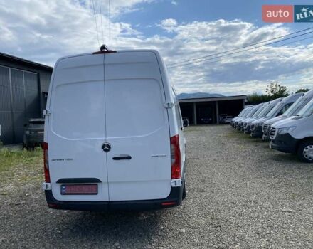 Белый Мерседес Sprinter, объемом двигателя 2.2 л и пробегом 194 тыс. км за 28950 $, фото 11 на Automoto.ua
