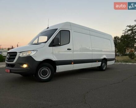 Белый Мерседес Sprinter, объемом двигателя 2.2 л и пробегом 318 тыс. км за 27500 $, фото 18 на Automoto.ua