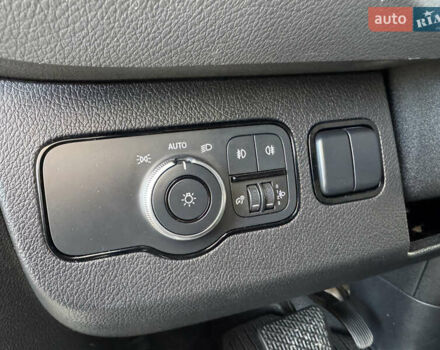 Белый Мерседес Sprinter, объемом двигателя 2.2 л и пробегом 293 тыс. км за 28800 $, фото 23 на Automoto.ua