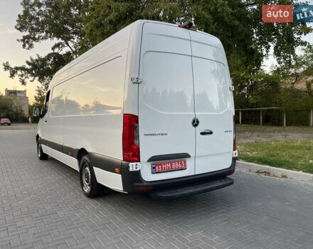 Белый Мерседес Sprinter, объемом двигателя 2.14 л и пробегом 337 тыс. км за 24800 $, фото 3 на Automoto.ua