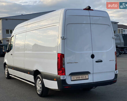 Белый Мерседес Sprinter, объемом двигателя 1.99 л и пробегом 253 тыс. км за 27500 $, фото 4 на Automoto.ua