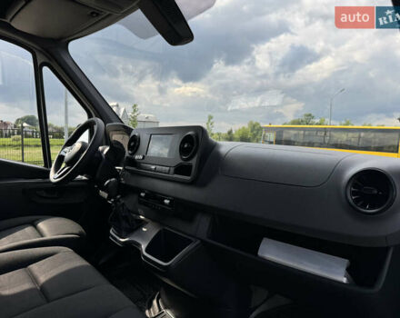 Белый Мерседес Sprinter, объемом двигателя 2.2 л и пробегом 236 тыс. км за 22750 $, фото 43 на Automoto.ua