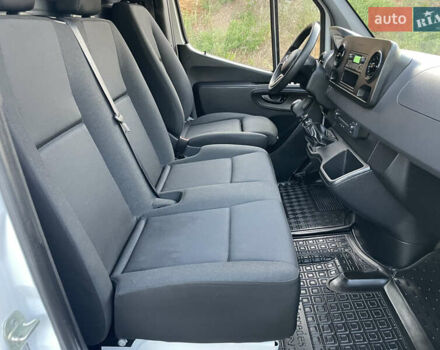 Белый Мерседес Sprinter, объемом двигателя 2.2 л и пробегом 267 тыс. км за 20999 $, фото 45 на Automoto.ua