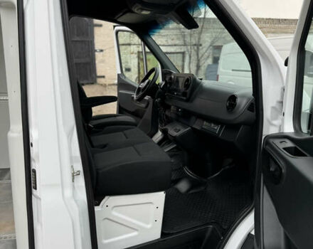 Белый Мерседес Sprinter, объемом двигателя 2.14 л и пробегом 223 тыс. км за 23900 $, фото 33 на Automoto.ua
