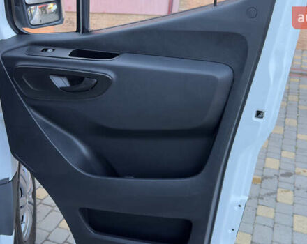 Белый Мерседес Sprinter, объемом двигателя 2.14 л и пробегом 346 тыс. км за 29400 $, фото 61 на Automoto.ua