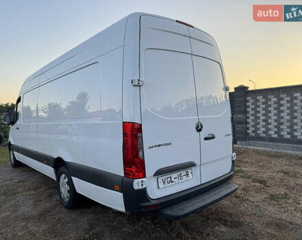 Белый Мерседес Sprinter, объемом двигателя 2.2 л и пробегом 212 тыс. км за 30800 $, фото 17 на Automoto.ua