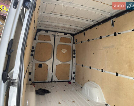 Белый Мерседес Sprinter, объемом двигателя 2 л и пробегом 156 тыс. км за 38653 $, фото 19 на Automoto.ua