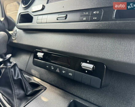 Белый Мерседес Sprinter, объемом двигателя 2.2 л и пробегом 236 тыс. км за 22750 $, фото 45 на Automoto.ua