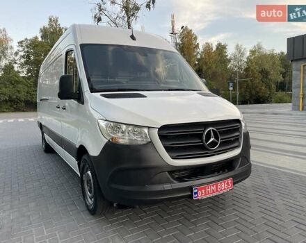 Белый Мерседес Sprinter, объемом двигателя 2.14 л и пробегом 337 тыс. км за 24800 $, фото 1 на Automoto.ua