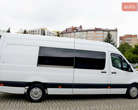 Белый Мерседес Sprinter, объемом двигателя 2.1 л и пробегом 144 тыс. км за 28500 $, фото 6 на Automoto.ua